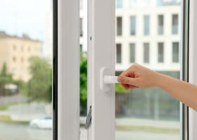 샤시 수직/수평